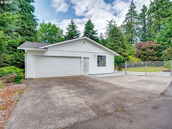 3rd image of 8804 NE 111th Way