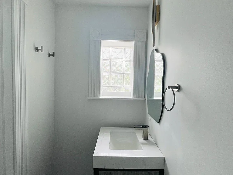 601 York St #4 — Photo 7