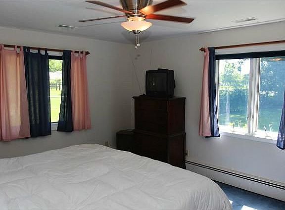5th image of 550 Perry Dr