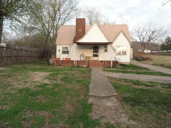 507 Spring St, Marshall, AR 72650
