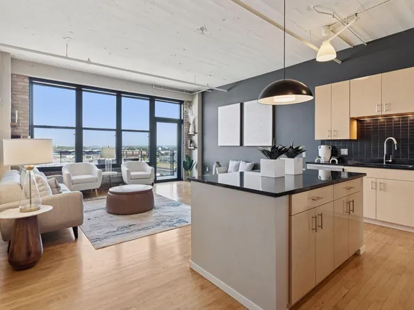 290 Market St Unit 706, Minneapolis, MN 55405
