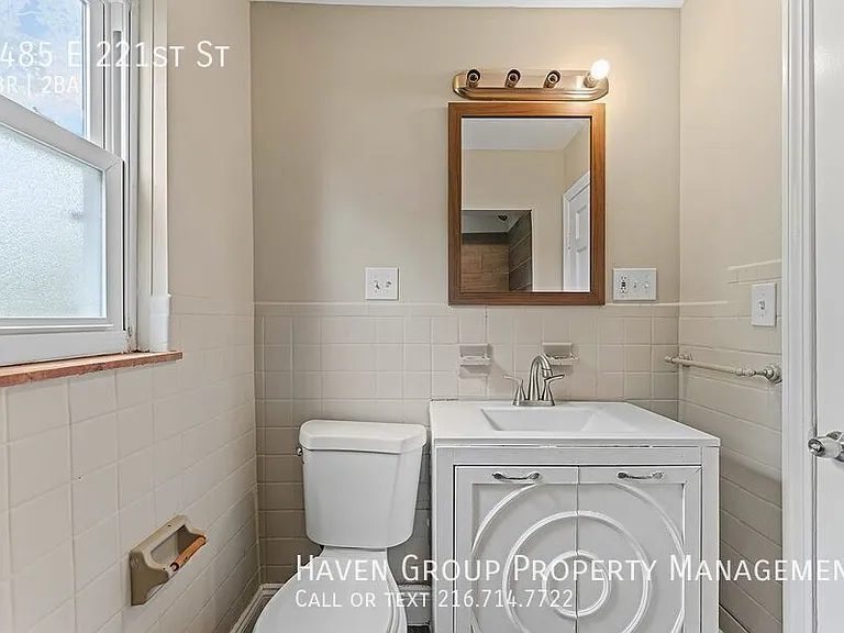 1485 E 221st St — Photo 19