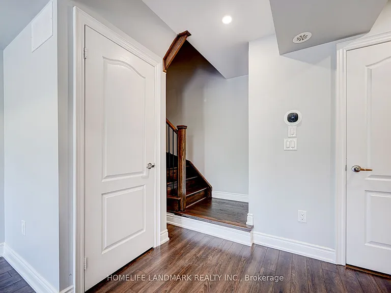 10 Westmeath Ln N #2213 — Photo 8