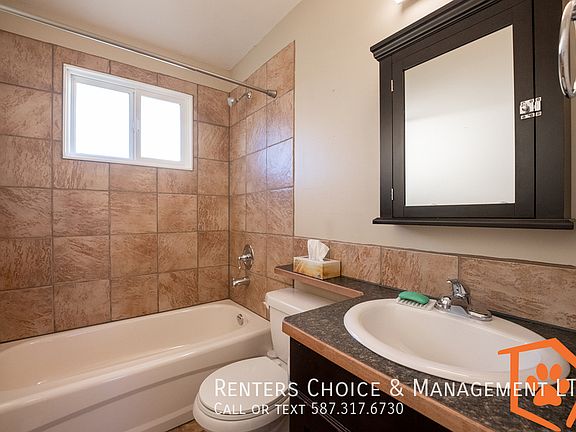 5th image of 1013A Stafford Dr N