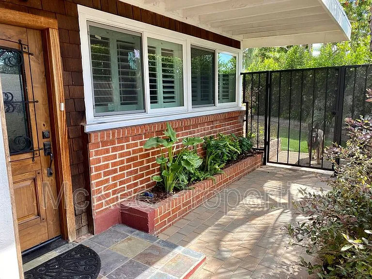 269 Palm Ave — Photo 3