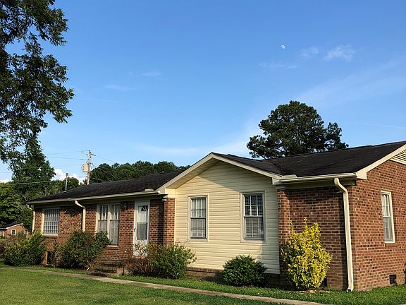 2nd image of 1806 Pinelog Ln