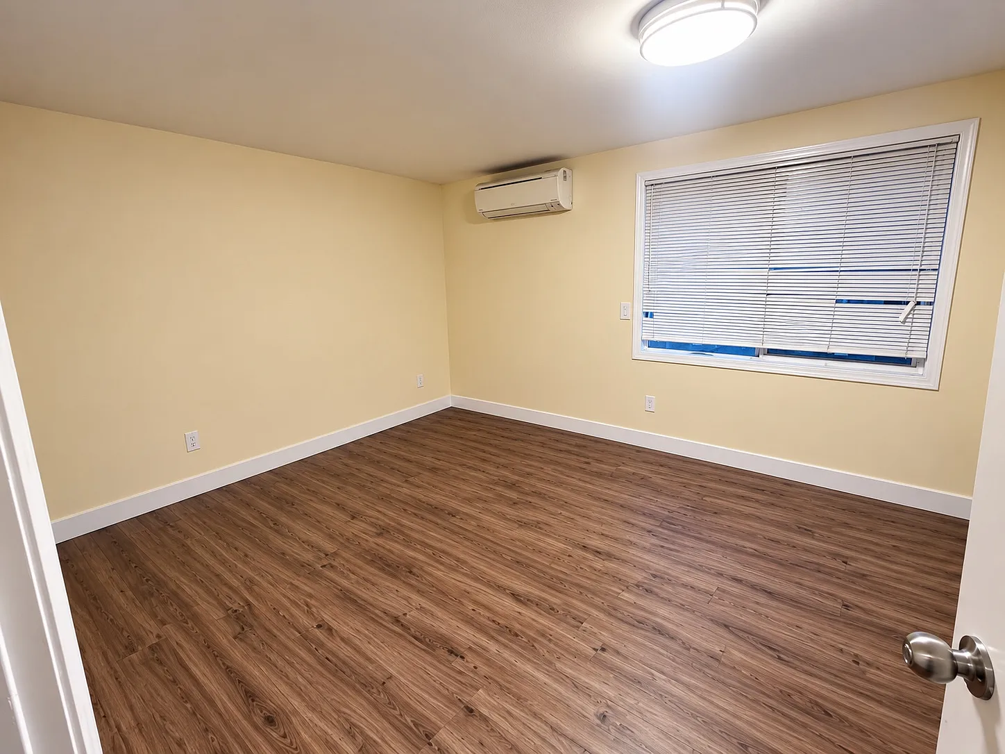 1 bed, 500 sqft, $1,900 — Photo 4