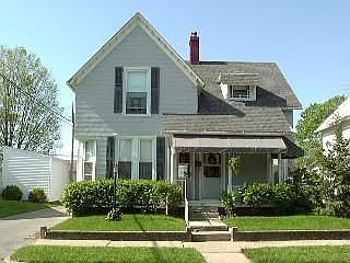 2nd image of 349 E Union St
