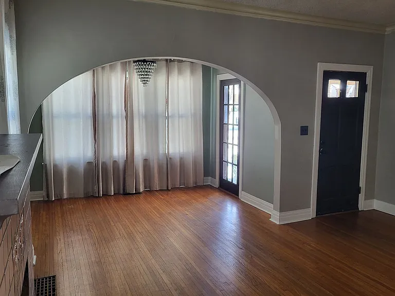 836 S Jamestown Ave — Photo 5