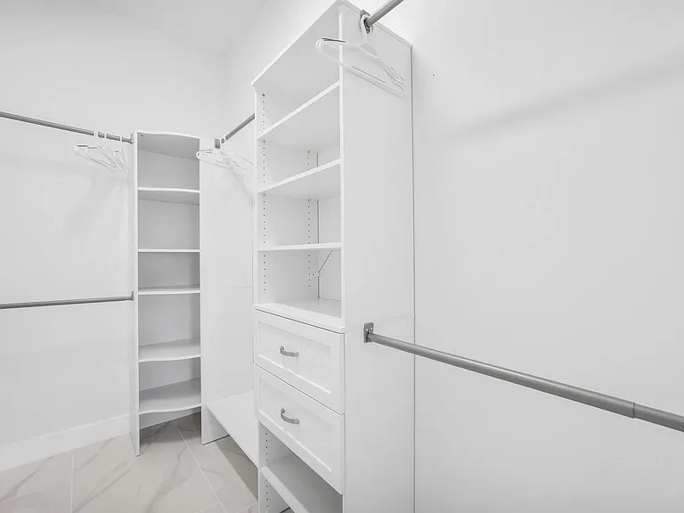 20262 Rosewood Garden Way — Photo 38