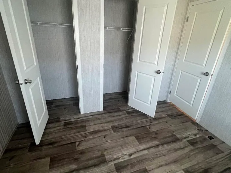 32 Cloverleaf Ct #32 — Photo 7