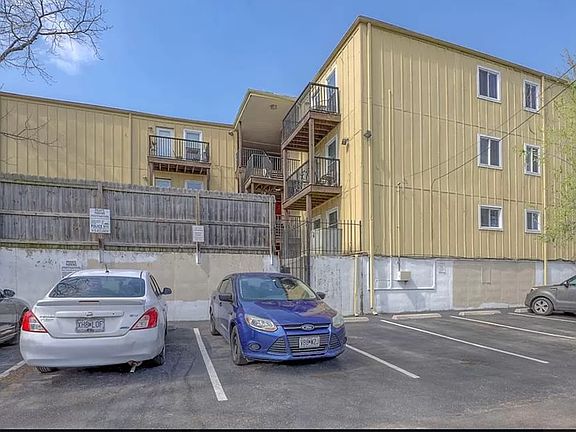3rd image of 4033 Oak St APT N