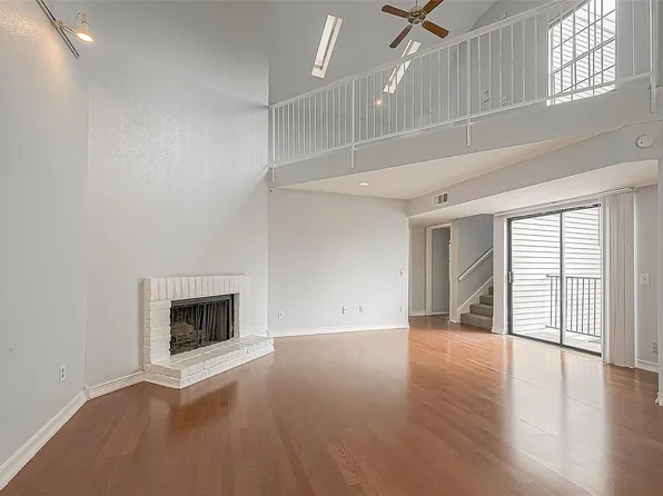 9809 Richmond Ave Unit C8, Houston, TX 77042