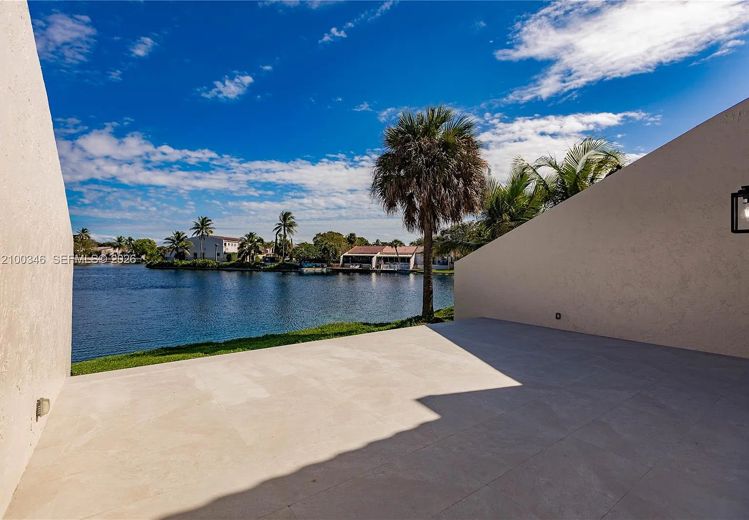 Miami Lakes Lake Martha S — Photo 1