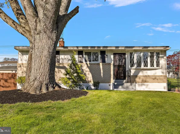 107 Tuscany Rd, Aston, PA 19014