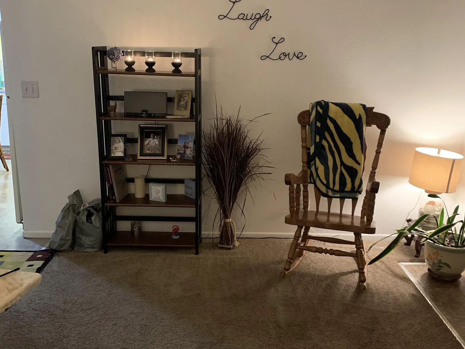 Creekside Apartments — Photo 3