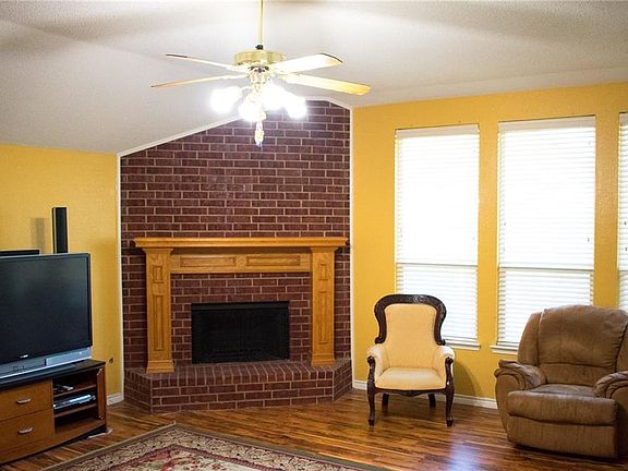 4th image of 2204 San Simeon Dr