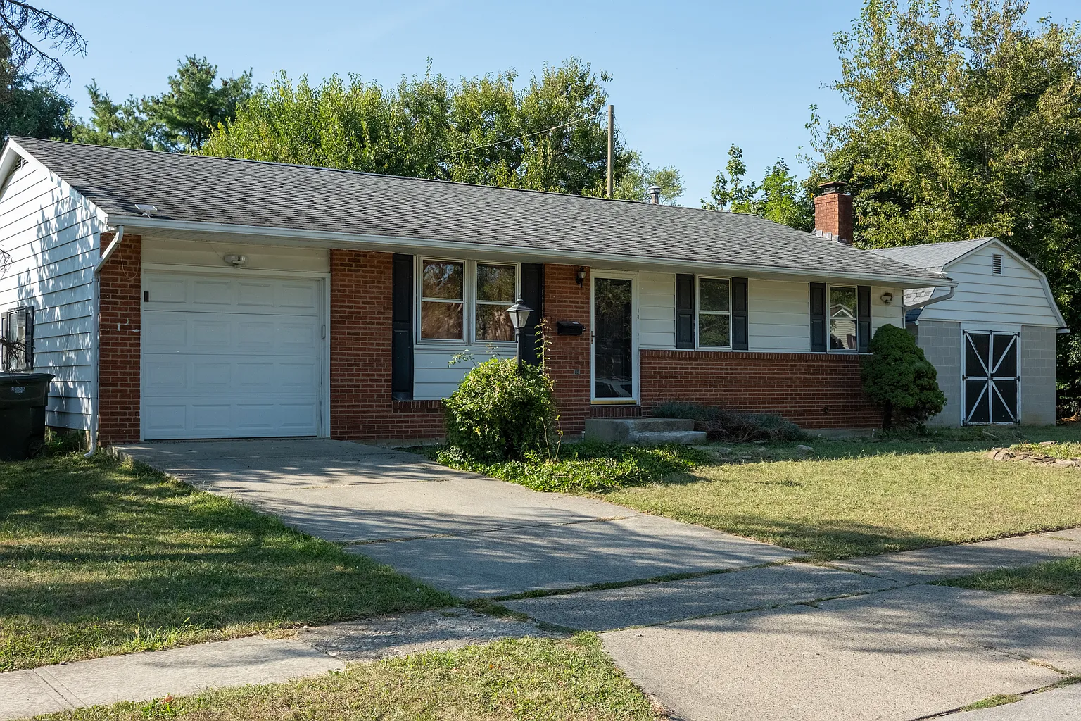 2733 Denmark Rd photo 1