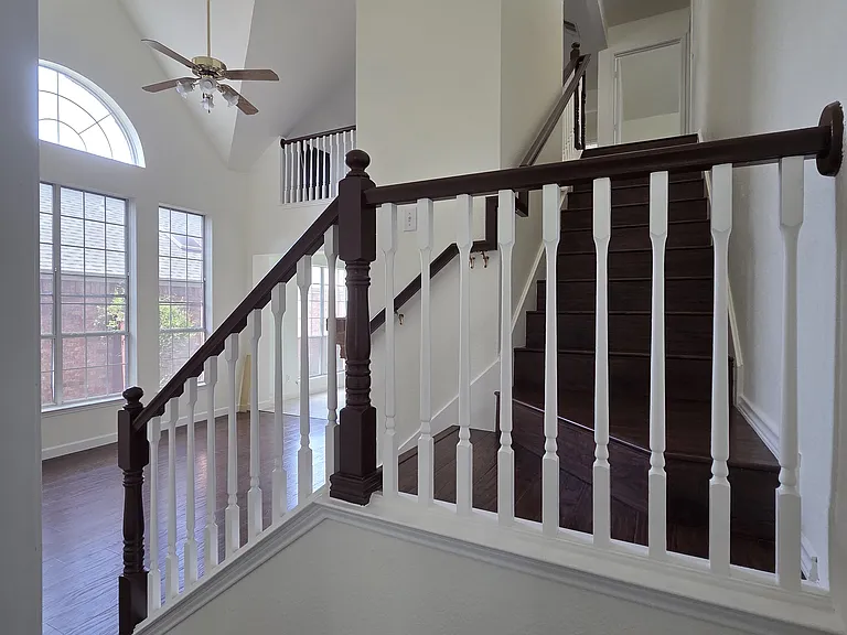 6917 Barbican Dr — Photo 10