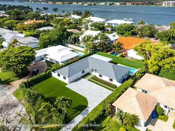 1099 S Atlantic Dr, Lantana, FL 33462