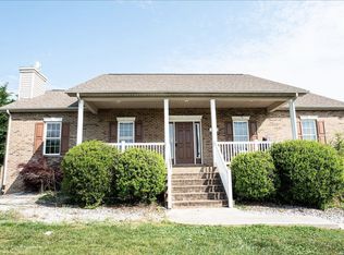 2770 Seven Mile Tree Rd, Christiansburg, VA 24073