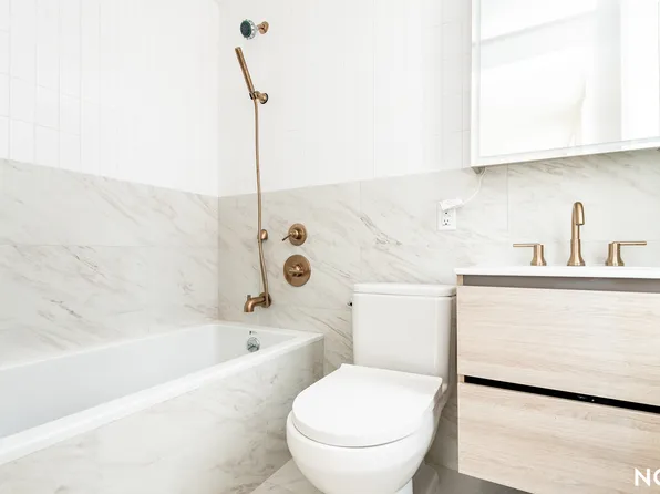 485 Tompkins Avenue image 7 of 13