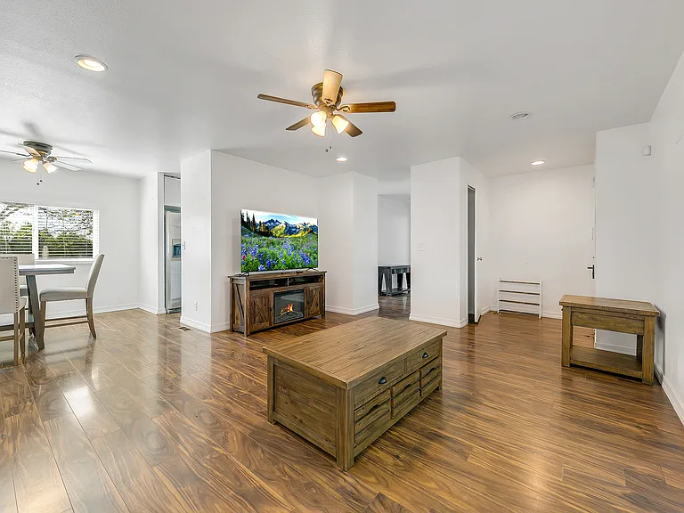34450 Loi Ln — Photo 7