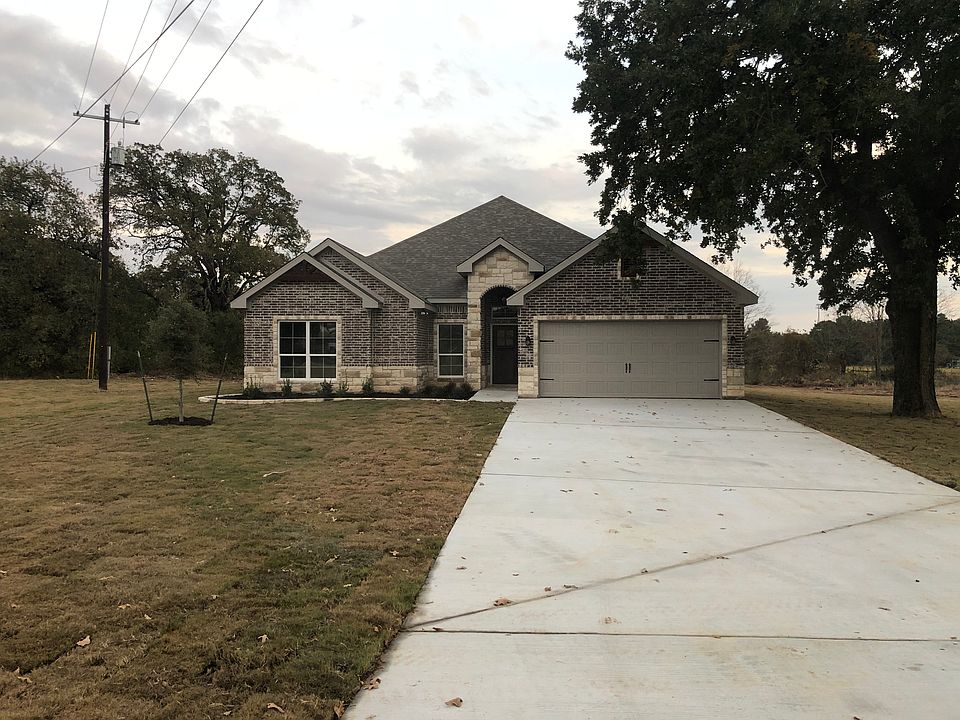 1st image of 222 Clayton Dr