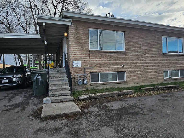 727 W Jackson Ave #727 — Photo 1