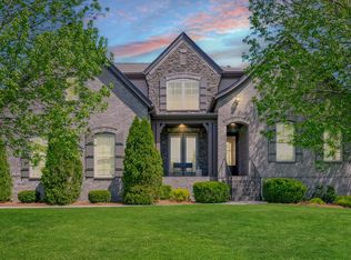 1007 Vista Ct, Hendersonville, TN 37075