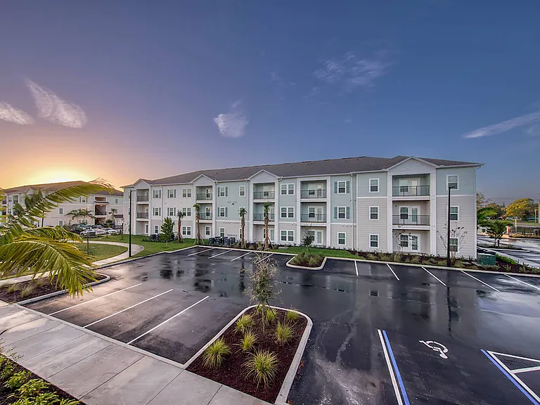 The Howell Port St Lucie Apartments — Photo 38