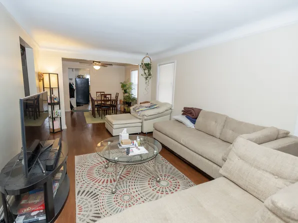 13566 Cedar Rd #2, Cleveland, OH 44118