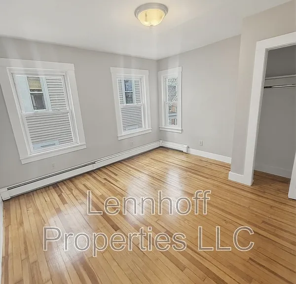 130 S Elm St #2 — Photo 1