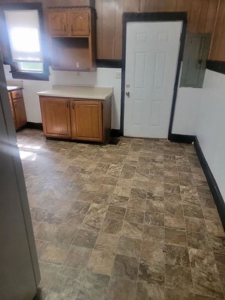 3 bed, 1546 sqft, $1,300 — Photo 4
