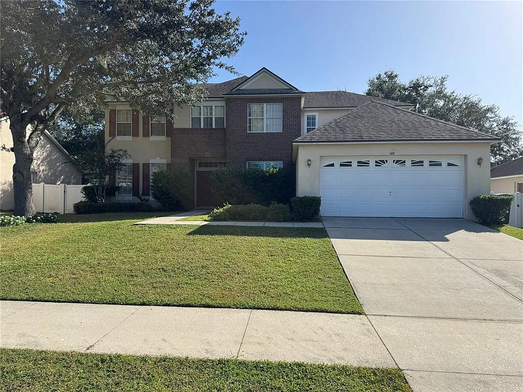 5 bed, 3.0 bath, 3434 sqft, $2,900 — Photo 1