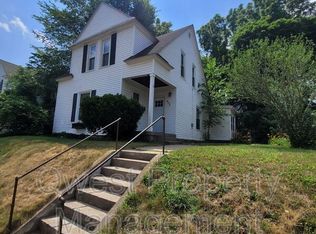 932 Crescent St NE, Grand Rapids, MI 49503