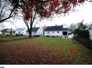 24 Elmore Ave, Hamilton, NJ 08619