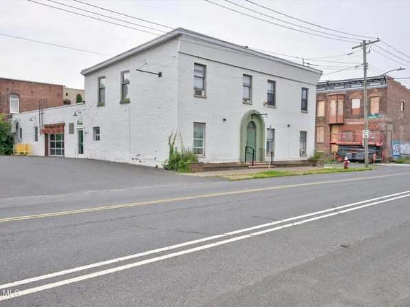 40 River Street, Troy, NY 12180