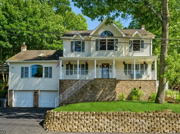 26 Hillard Rd, Mount Arlington Boro, NJ 07856