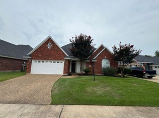 9080 Southern Charm Dr, Shreveport, LA 71115