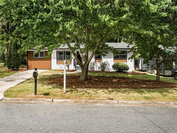 454 Oak Dr SE, Atlanta, GA 30354