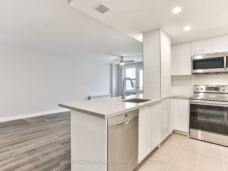 2603 Bathurst St #310 — Photo 4