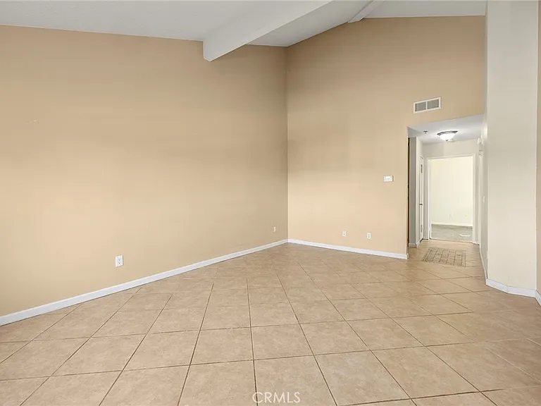 409 Utica Ave #D36 — Photo 5
