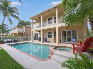 2291 Ridgewood Cir, Royal Palm Beach, FL 33411