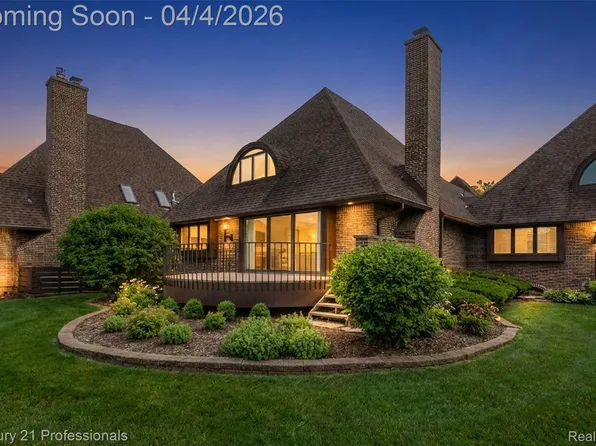 9095 S Saginaw Rd APT 5, Grand Blanc, MI 48439