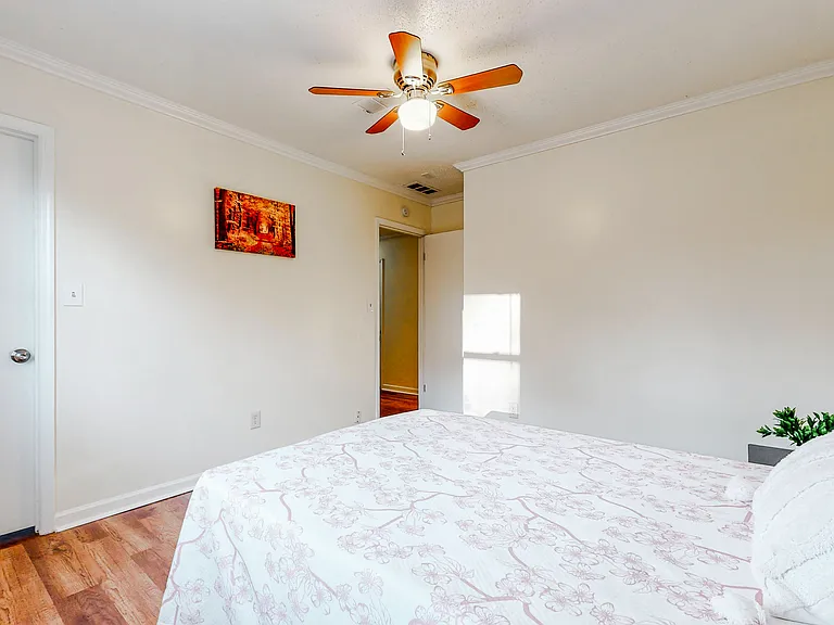 Chapman Cir — Photo 3