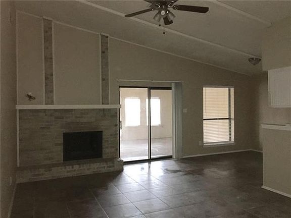 2nd image of 520 Sunstone Dr