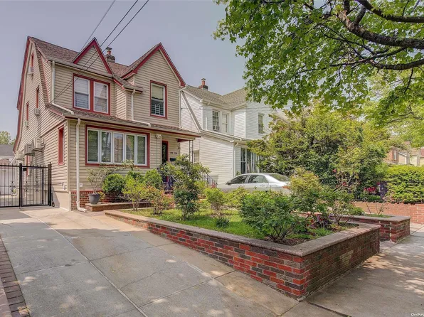 89-28 216th Street, Queens Village, NY 11427