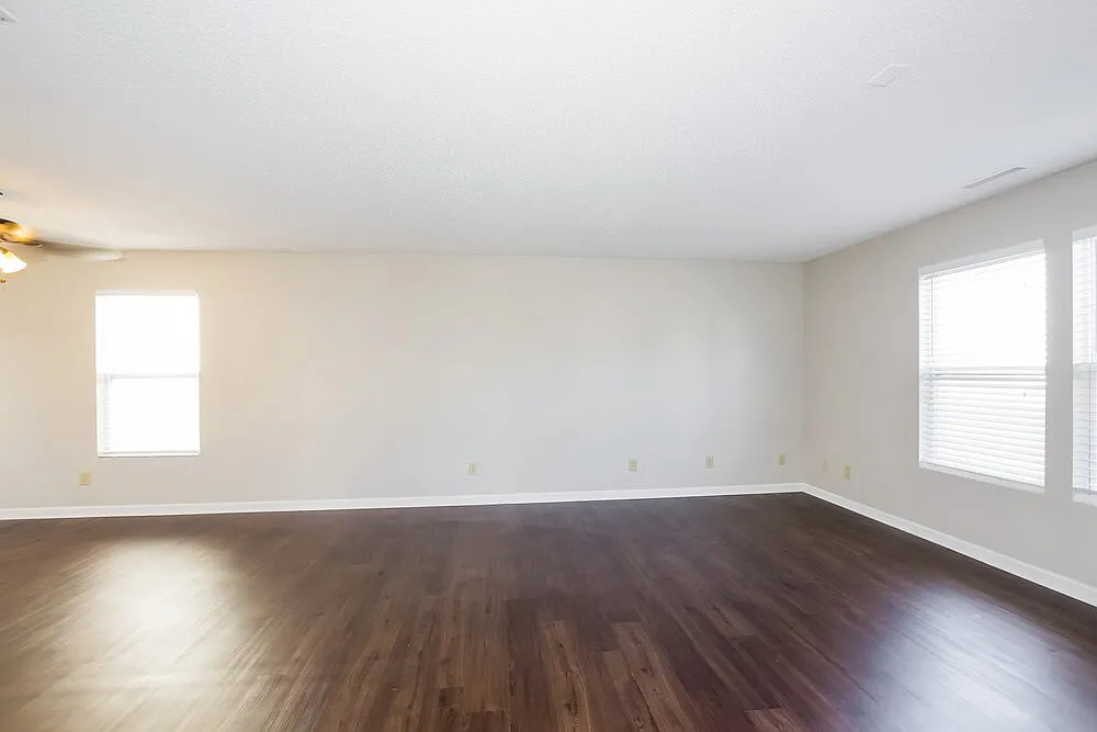 3 bed, 2.5 bath, 2225 sqft, $3,050 — Photo 4