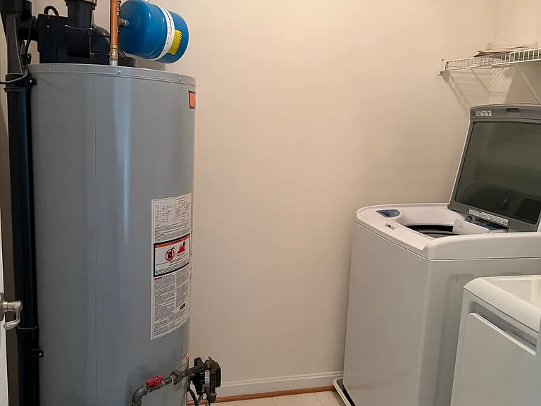 washer Dryer Room